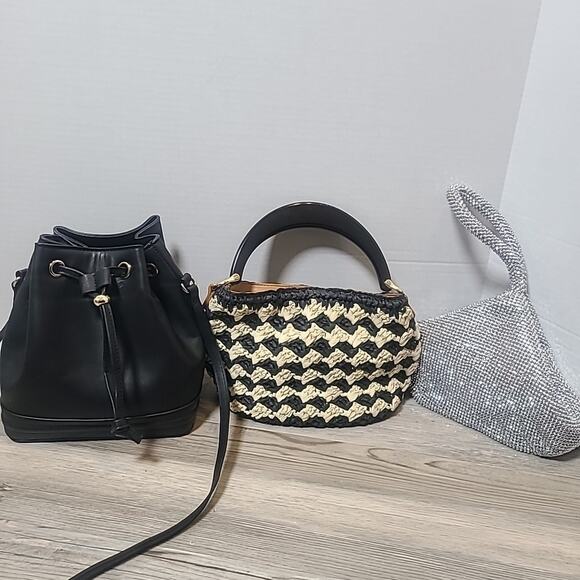 Lot Of 3 Purses Mixed Brands Crossbody, Evening Clutch Clean - Picture 15 of 15